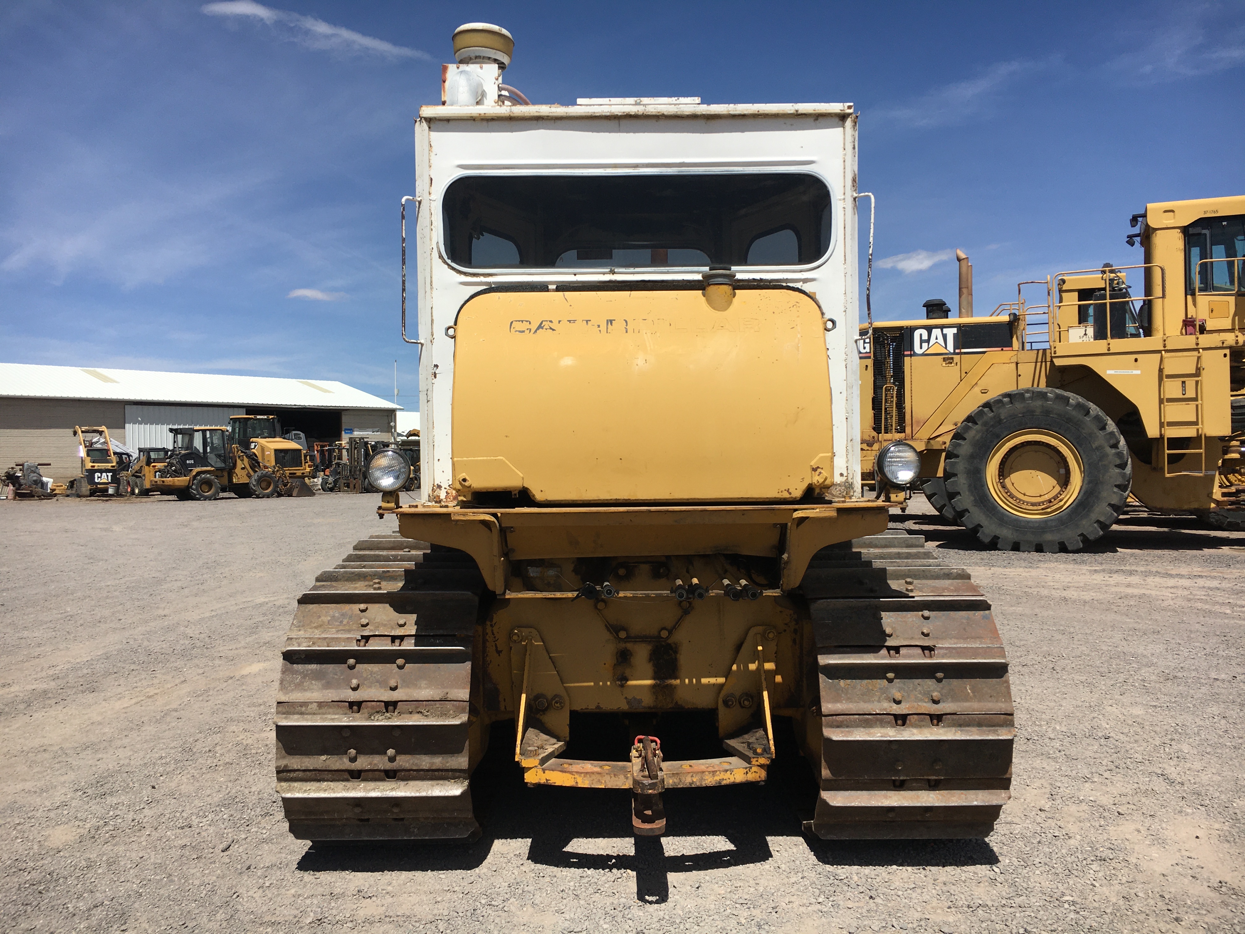 ./imagenes/INVOICE/2019/16680/TRACTOR CAT D6C (10).JPG